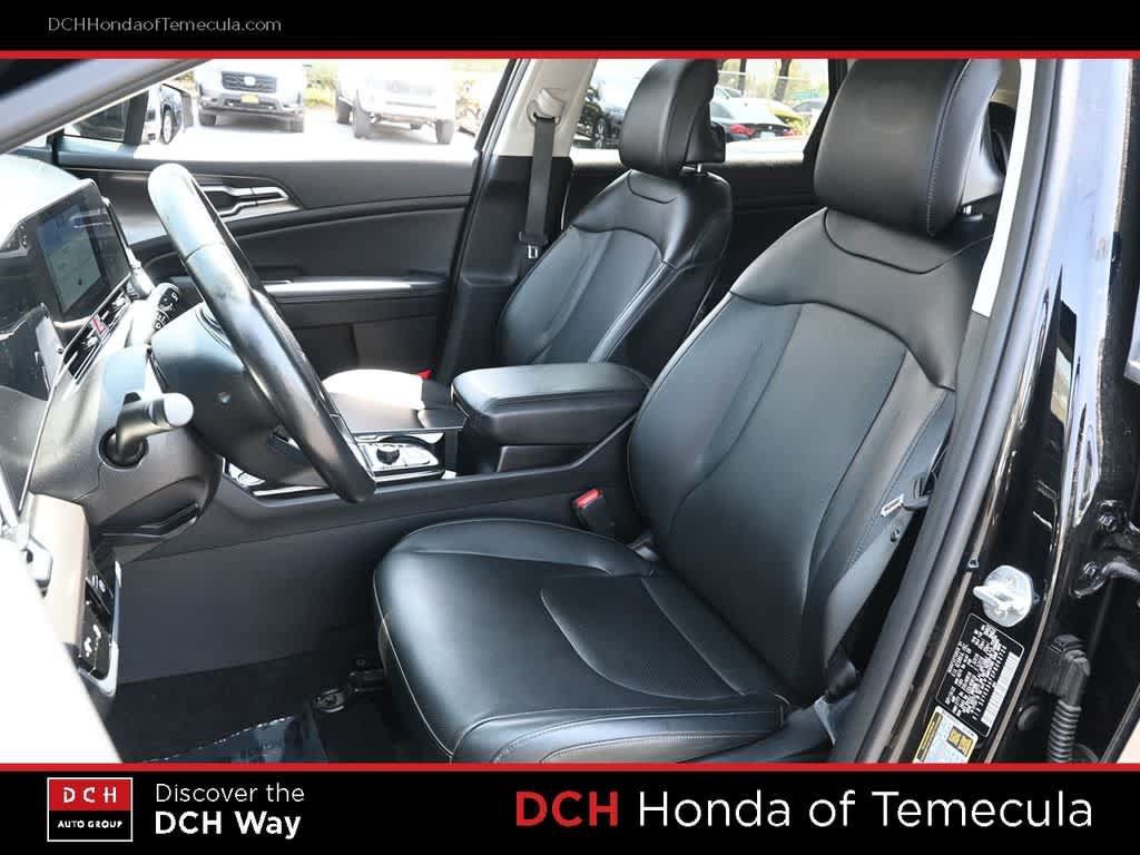 Used 2023 Kia Sportage EX FWD image 18