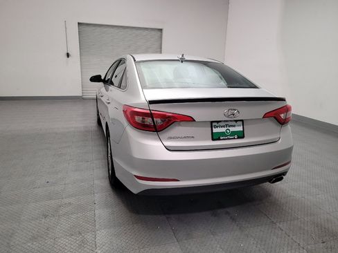 Used 2015 Hyundai Sonata SE FWD image 6