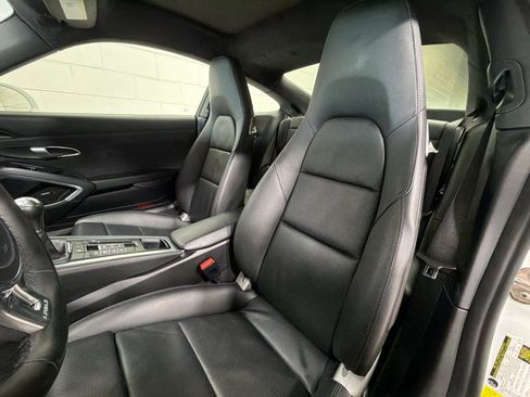 Certified 2014 Porsche 911 Carrera S RWD image 5