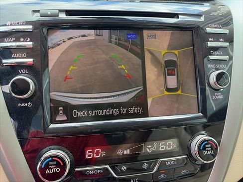 Used 2019 Nissan Murano SL image 16