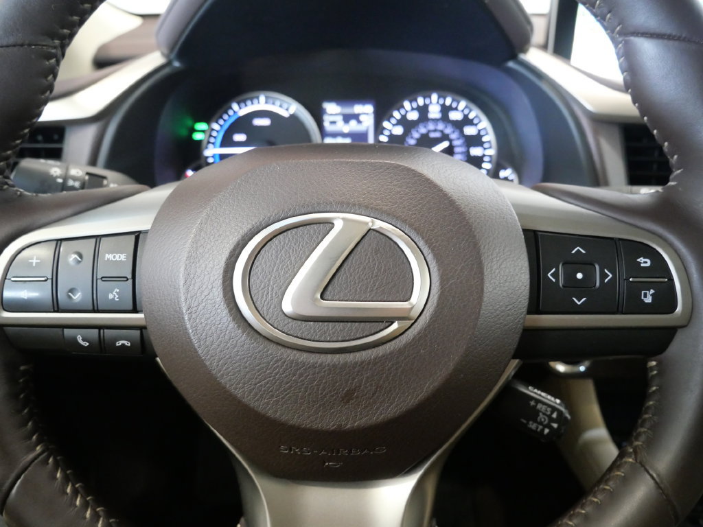 Used 2016 Lexus RX 450h AWD image 18