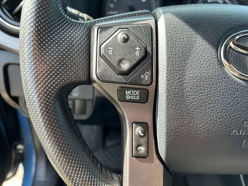 Used 2019 Toyota Tacoma TRD Sport w/ Technology Package image 14