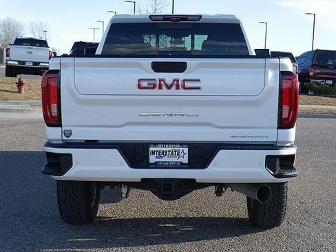 Used 2023 GMC Sierra 3500 Denali w/ Denali Ultimate Package image 4