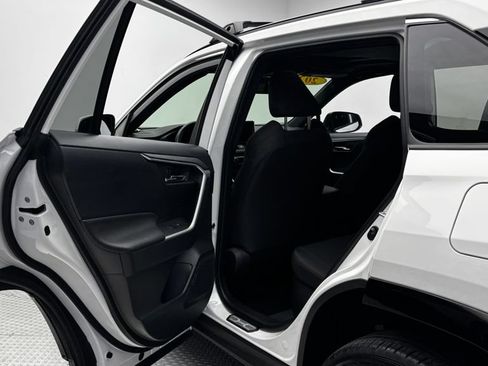 Used 2023 Toyota RAV4 SE w/ Weather & Moonroof Package AWD/4WD image 39