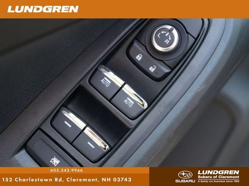 Used 2024 Subaru Crosstrek 2.5i Limited AWD/4WD image 13