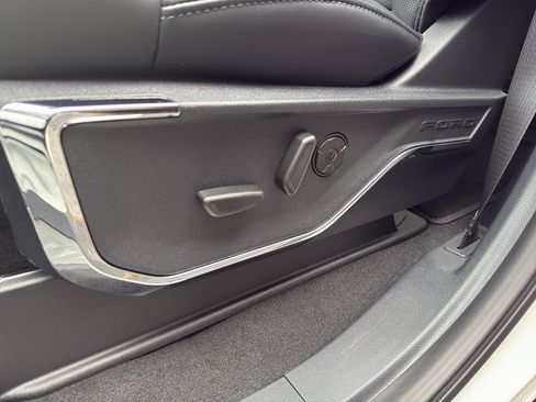 New 2026 Ford F350 Platinum w/ FX4 Off-Road Package image 15