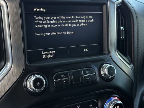 Used 2022 GMC Sierra 2500 Denali image 16