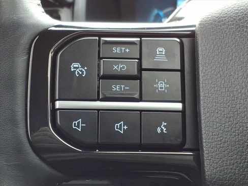 Used 2024 Ford F150 Lightning Platinum image 23