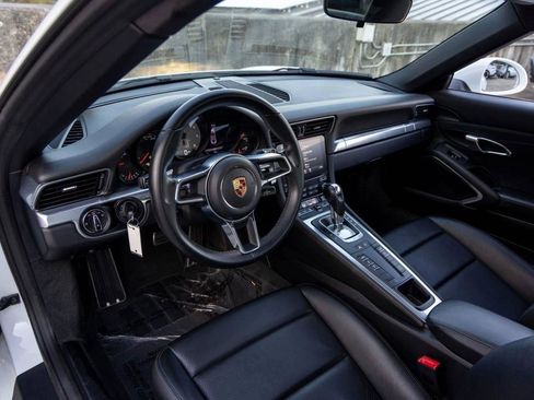 Certified 2019 Porsche 911 Carrera 4S image 54