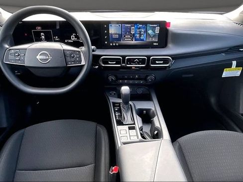 New 2027 Nissan Sentra S w/ Floor Mat Package FWD image 5