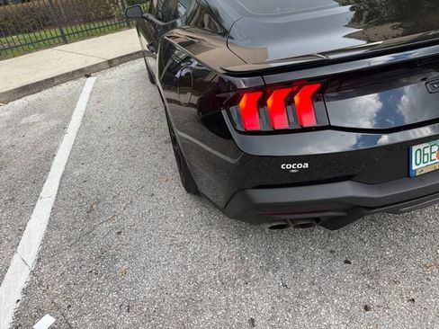 Used 2024 Ford Mustang GT Premium RWD image 10