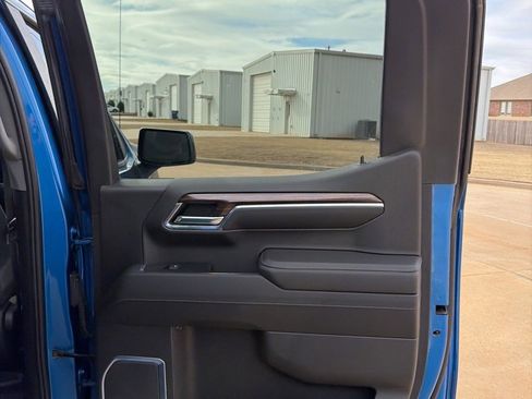 Used 2022 Chevrolet Silverado 1500 LT Trail Boss image 44