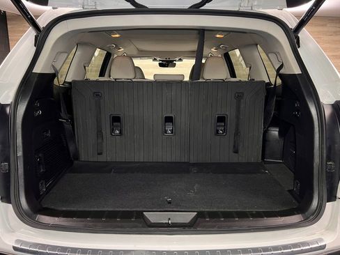 Used 2024 Subaru Ascent Limited w/ Technology Package image 25