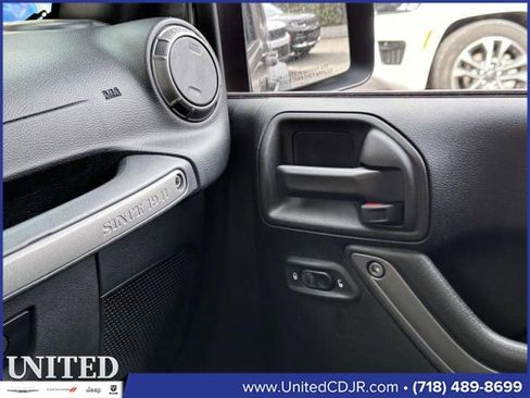 Used 2018 Jeep Wrangler Unlimited Sport S image 26