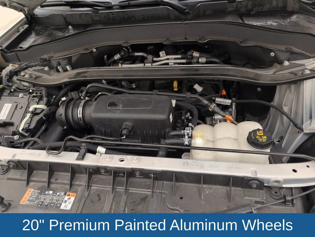Used 2022 Ford Explorer Limited w/ Equipment Group 301A RWD image 40