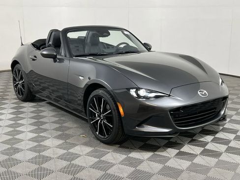 New 2025 MAZDA MX-5 Miata Grand Touring image 2