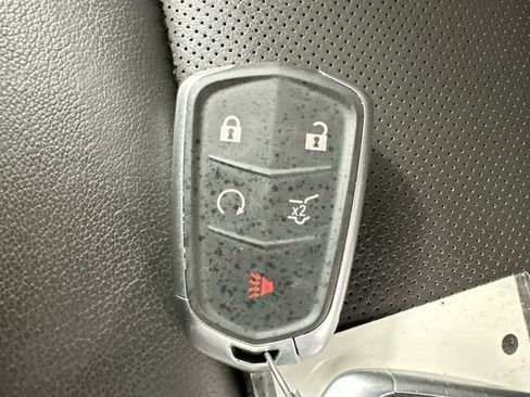 Used 2024 Cadillac XT5 Sportv w/ Technology Package AWD/4WD image 18