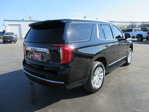 Certified 2021 GMC Yukon SLT w/ SLT Premium Package AWD/4WD image 6