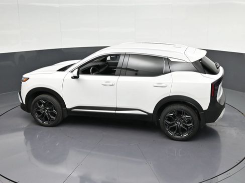 Used 2025 Nissan Kicks SR FWD image 28