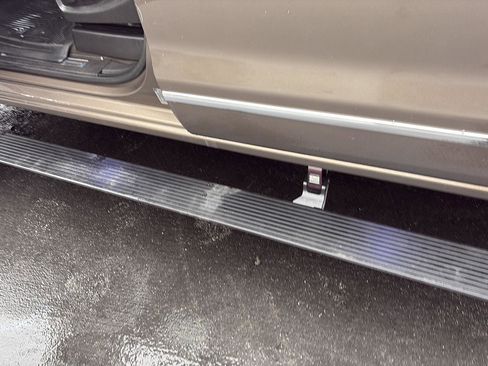 Used 2015 GMC Sierra 3500 Denali w/ Duramax Plus Package image 32