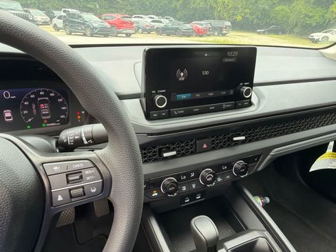 Used 2025 Honda Accord SE image 23