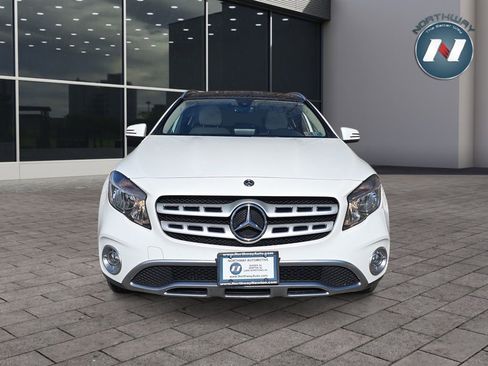 Used 2019 Mercedes-Benz GLA 250 4MATIC w/ Premium Package image 8
