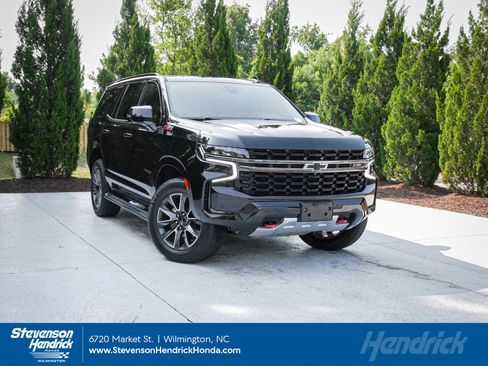 Used 2021 Chevrolet Tahoe Z71 w/ Z71 Signature Package AWD/4WD image 1
