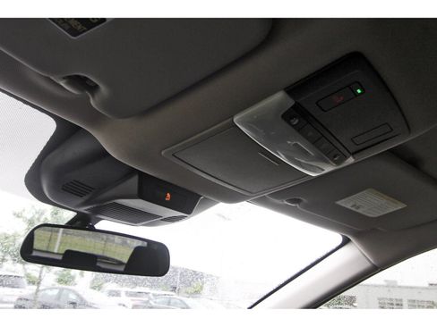 Certified 2026 Nissan Rogue SV FWD image 23