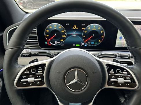 Used 2022 Mercedes-Benz GLS 450 4MATIC image 21