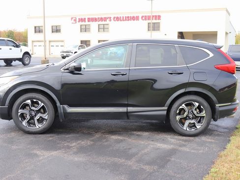 Used 2017 Honda CR-V Touring image 7