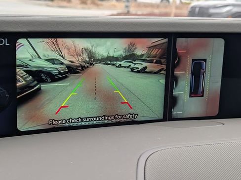 Certified 2024 Lincoln Nautilus Reserve w/ Equipment Group 203A image 21