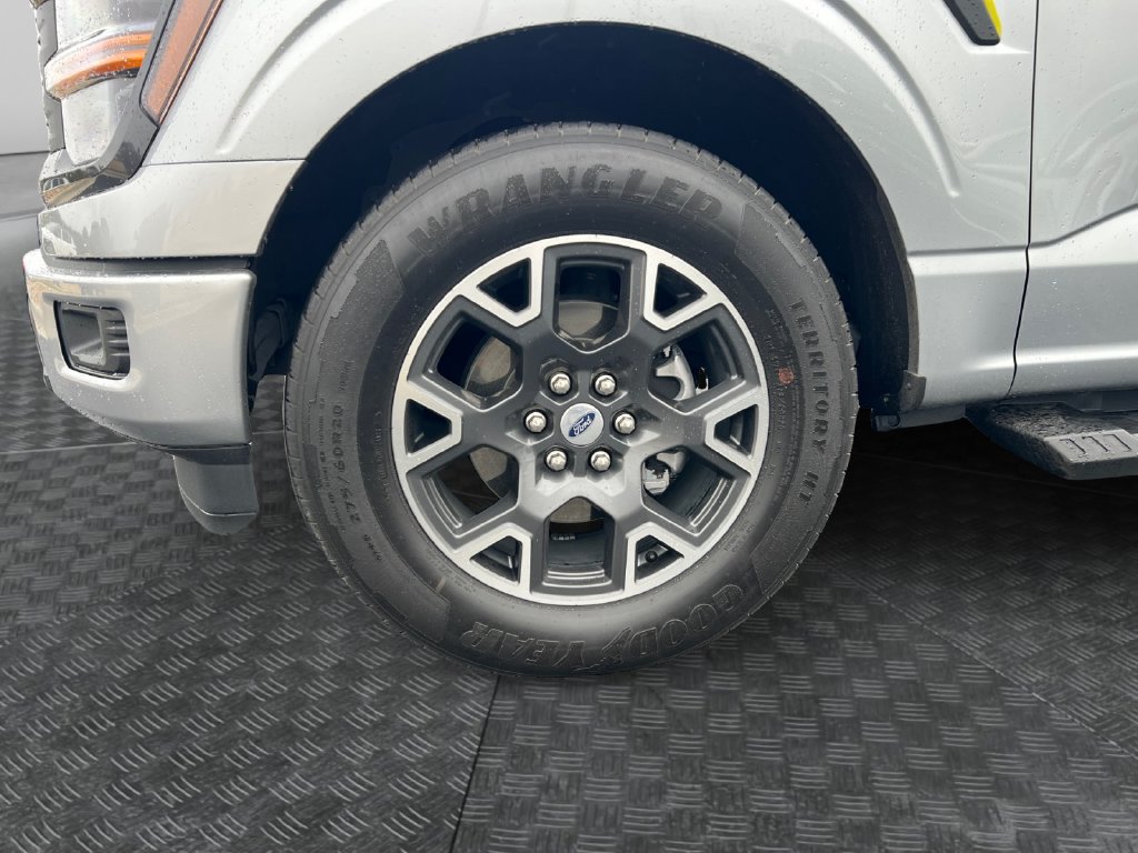 Used 2025 Ford F150 STX w/ Equipment Group 200A RWD image 23