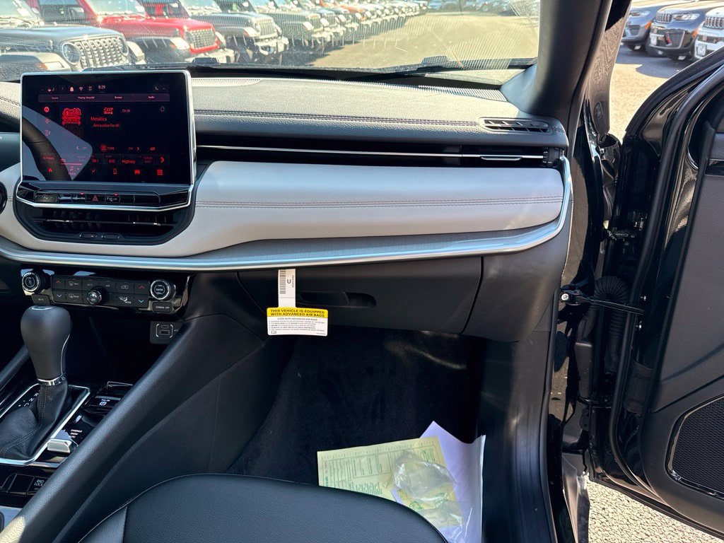 New 2026 Jeep Compass Limited AWD/4WD image 26