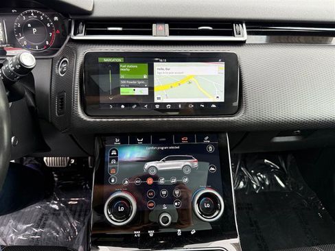 Used 2018 Land Rover Range Rover Velar R-Dynamic SE image 38