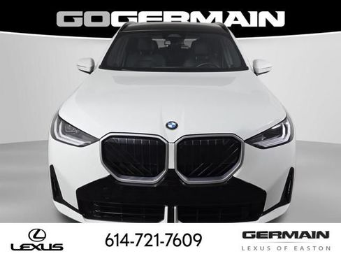 Used 2025 BMW X3 xDrive30i w/ M Sport Package AWD/4WD image 2
