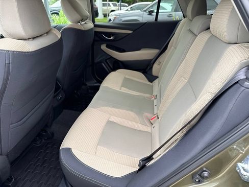 Used 2021 Subaru Outback Premium AWD/4WD image 17