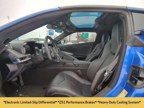 Used 2023 Chevrolet Corvette Stingray Coupe w/ Z51 Performance Package image 11