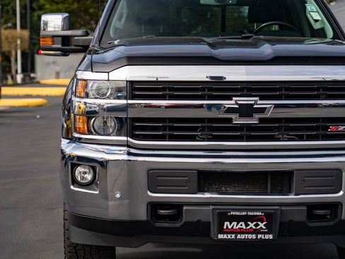 Used 2015 Chevrolet Silverado 2500 LTZ w/ Duramax Plus Package AWD/4WD image 5
