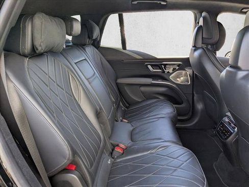 Certified 2023 Mercedes-Benz EQS 580 4MATIC SUV image 16