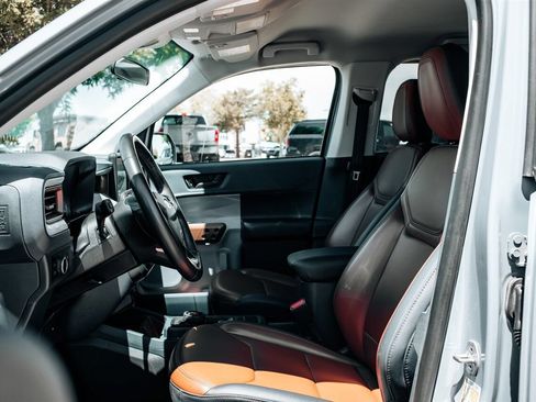 Used 2024 Ford Maverick Lariat FWD image 18