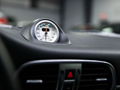 Used 2009 Porsche 911 Carrera S image 34