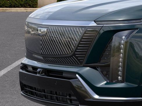 New 2026 Cadillac Vistiq Luxury w/ LPO, Floor Liner Package AWD/4WD image 13