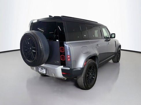 Used 2023 Land Rover Defender 110 S AWD/4WD image 5
