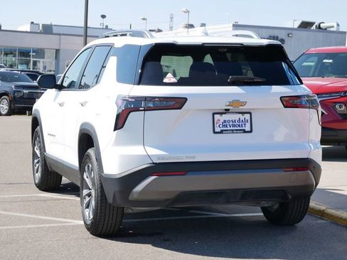 Used 2025 Chevrolet Equinox LT w/ Convenience Package II AWD/4WD image 6