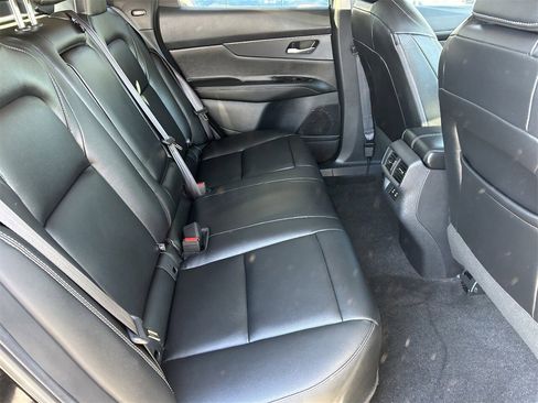 Certified 2025 Nissan Murano SV w/ Cargo Package image 11