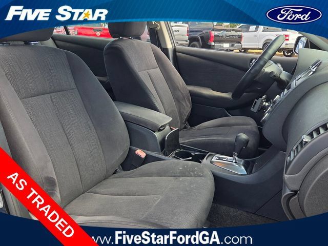 Used 2012 Nissan Altima 3.5 SR FWD image 15