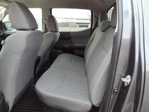 Used 2021 Toyota Tacoma SR image 11
