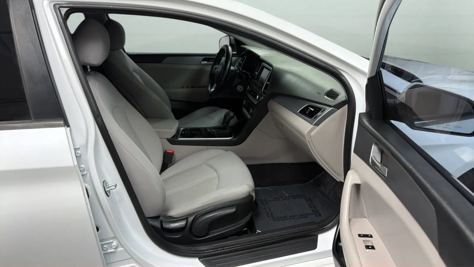 Used 2018 Hyundai Sonata SE w/ Cargo Package FWD image 21