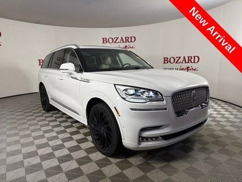 Used 2021 Lincoln Aviator Reserve w/ Equipment Group 210A AWD/4WD image 1