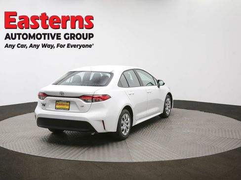 Used 2024 Toyota Corolla LE image 38